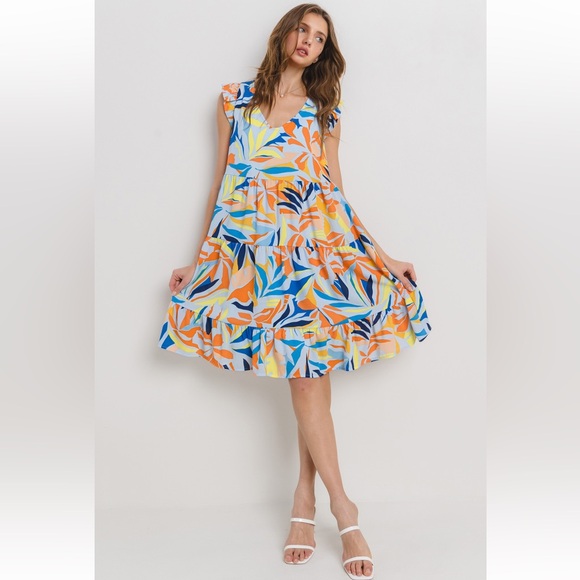 08 Tiered Floral Print V-neck Dress - Picture 2 of 6